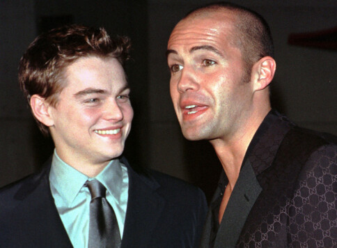 MOTSPILLERE: Leonardo DiCaprio og Billy Zane avbildet sammen før sistnevnte bestemte seg for å rake av seg alt håret. Foto: NTB scanpix MOTSPILLERE: Leonardo DiCaprio og Billy Zane avbildet sammen før sistnevnte bestemte seg for å rake av seg alt håret. Foto: NTB scanpix